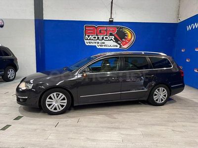 Usado VW Passat Highline 140 CV (102 kW) 2008 Gris / plata Familiar