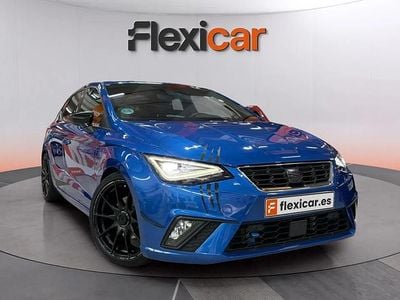 Usado Seat Ibiza FR 110 CV (80 kW) 2022 Azul Utilitario