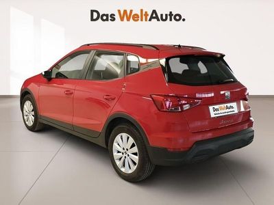 Usado Seat Arona Reference 95 CV (69 kW) 2024 Rojo SUV