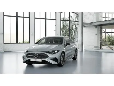 Usado Mercedes CLA220 190 CV (139 kW) 2026 Plata hightech Berlina