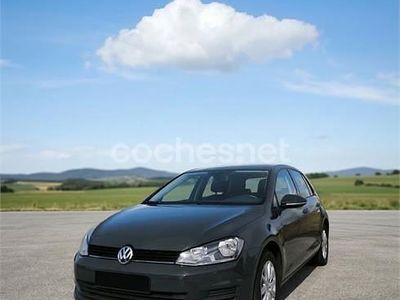Usado VW Golf VII Advance 140 CV (102 kW) 2014 Gris / plata Berlina