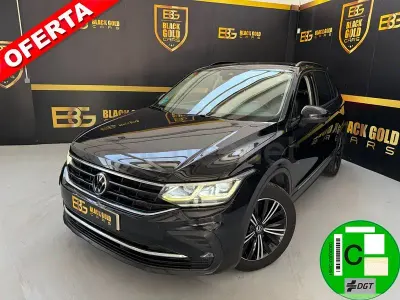 Usado VW Tiguan Life 150 CV (110 kW) 2021 Negro SUV