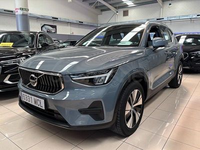 Usado Volvo XC40 Core 211 CV (155 kW) 2023 Gris / plata SUV