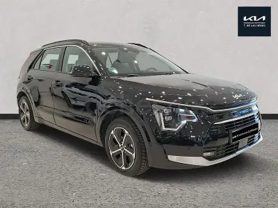 Usado Kia Niro 141 CV (103 kW) 2022 Negro SUV