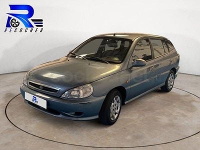 Usado Kia Rio 98 CV (72 kW) 2002 Azul Berlina