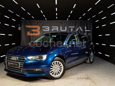 Azul Usado 2015 Audi A3 Attraction Berlina | 13.990 € (Buen precio)