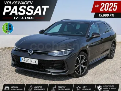 Usado VW Passat R-line 150 CV (110 kW) 2025 Negro Familiar