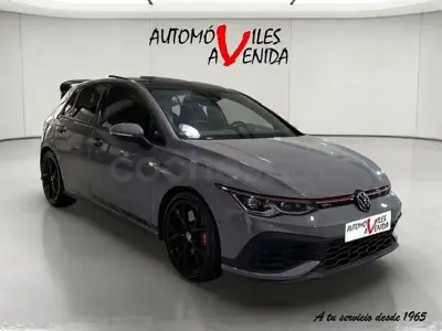 Usado VW Golf VIII GTI Clubsport 301 CV (221 kW) 2022 Gris / plata Berlina
