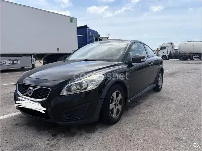 Usado Volvo C30 Summum 109 CV (80 kW) 2010 Negro Utilitario
