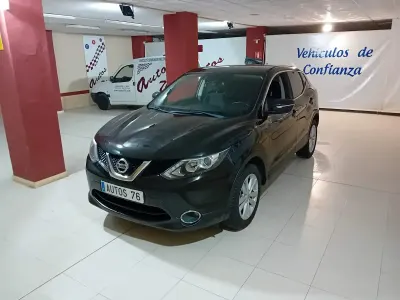 Begagnad Nissan Qashqai Acenta 110 HK (80 kW) 2015 Svart SUV