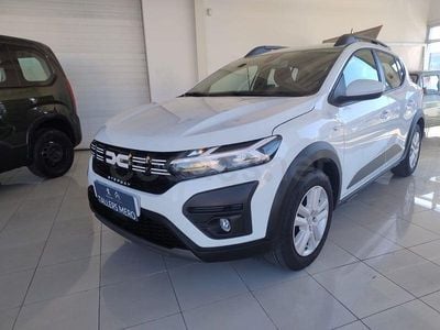 Usado Dacia Sandero Expression 91 HP (66 kW) 2024 Branco Sedan