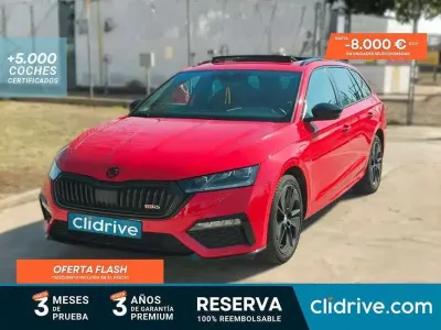 Usado Skoda Octavia RS 150 CV (110 kW) 2022 Rojo Familiar