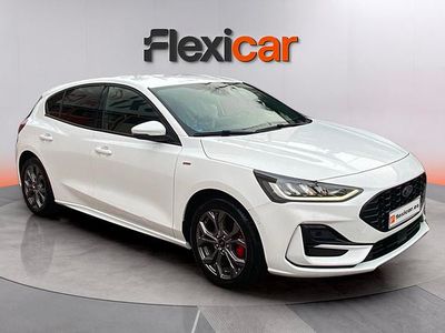 Usado Ford Focus ST-Line 125 CV (91 kW) 2022 Blanco Berlina