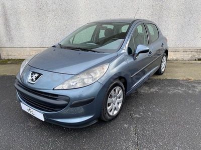 Gris / plata Usado 2007 Peugeot 207 Berlina | 4200 € (Precio justo)