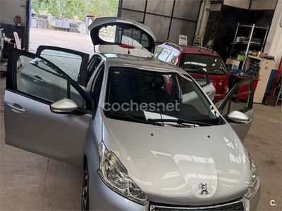 Usado Peugeot 208 Active 82 CV (60 kW) 2014 Gris / plata Utilitario