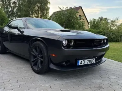 Usado Dodge Challenger 377 CV (277 kW) 2017 Gris Coupe