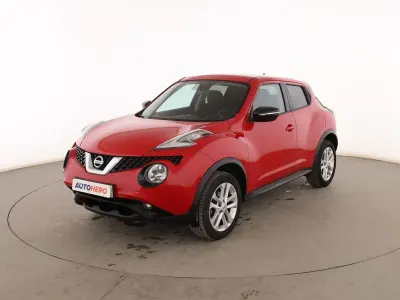 Usado Nissan Juke Acenta 110 CV (80 kW) 2017 Rojo SUV