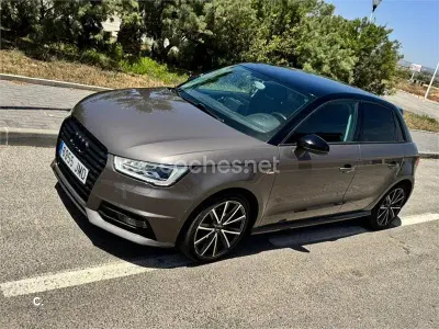 Usado Audi A1 Sportback Comfort 95 CV (69 kW) 2016 Gris / plata Utilitario