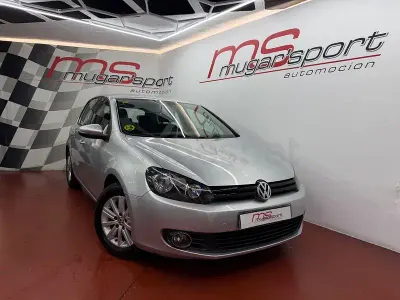 Usado VW Golf VI Advance 105 CV (77 kW) 2010 Gris / plata Utilitario