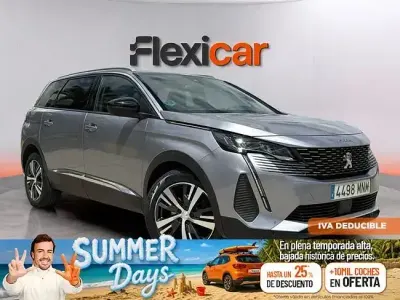 Usado Peugeot 5008 Allure 130 CV (95 kW) 2024 Gris SUV