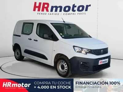 Usado Peugeot Partner Premium 132 CV (97 kW) 2021 Blanco Monovolumen