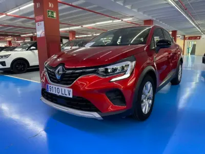 Usado Renault Captur Zen 101 CV (74 kW) 2020 Rojo SUV