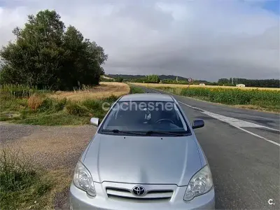 Usado Toyota Corolla Luna 116 CV (85 kW) 2004 Gris / plata Berlina