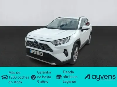 Usado Toyota RAV4 Advance 218 CV (160 kW) 2021 Blanco SUV