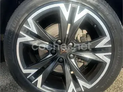 Usado Cupra Formentor 150 CV (110 kW) 2022 Gris / plata SUV