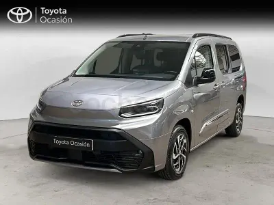 Usado Toyota Proace Verso Active 131 CV (96 kW) 2024 Gris / plata Familiar