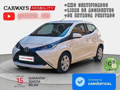 Usado Toyota Aygo X-play 69 CV (50 kW) 2016 Blanco Utilitario