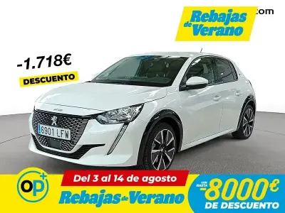 Usado Peugeot e-208 Allure 100 kW (136 CV) 2020 Blanco Utilitario