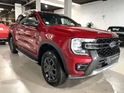 Usado Ford Ranger Wildtrack 205 CV (150 kW) 2024 Rojo Pickup/Camioneta
