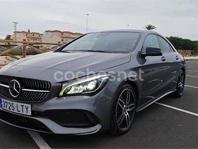 Gris / plata Usado 2018 Mercedes CLA220 Berlina | 26.500 € (Precio justo)