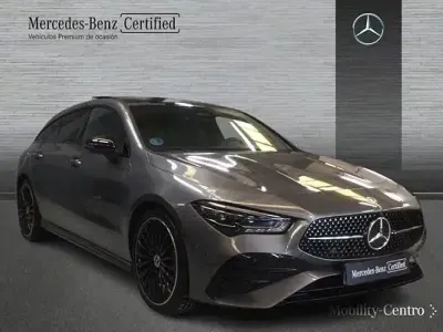 Usado Mercedes CLA200 163 CV (119 kW) 2024 Gris montaña Coupe