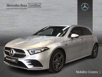 Gris / plata Usado 2021 Mercedes A250 Berlina | 26.900 € (Un poco caro)