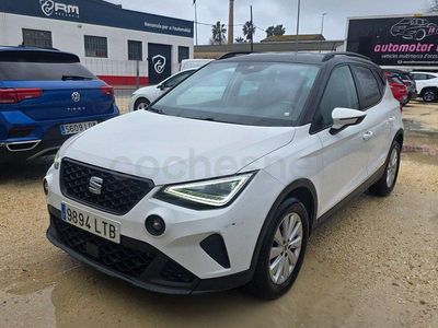 Usado Seat Arona Style 110 CV (80 kW) 2021 Blanco SUV