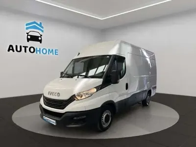 Usado Iveco Daily 136 CV (100 kW) 2023 Blanco Van