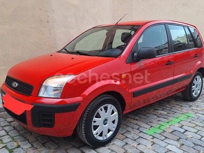 Rojo Usado 2011 Ford Fusion Berlina | 4950 € (Precio justo)