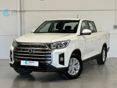 Usado SsangYong Musso 203 CV (149 kW) 2024 Blanco Pickup/Camioneta