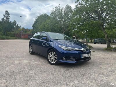Toyota Auris Hybrid