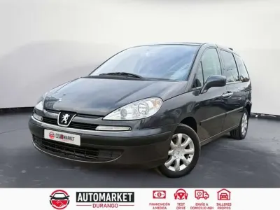 Usado Peugeot 807 129 CV (94 kW) 2006 Negro Monovolumen