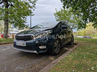 Usado Kia Carens 141 CV (103 kW) 2018 Azul Monovolumen