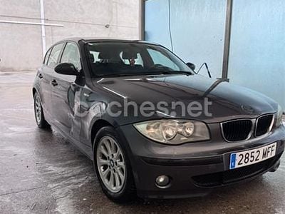 Używany BMW 118 122 KM (89 kW) 2006 Szary Hatchback