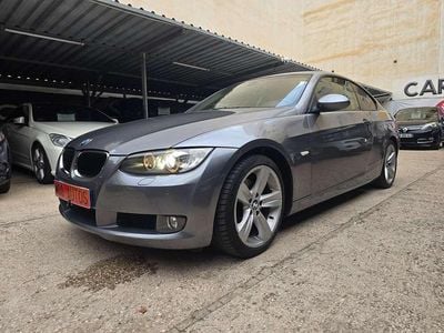 Gris Usado 2009 BMW 320 Coupe | 9500 € (Buen precio)
