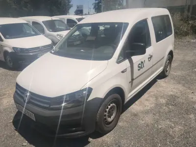 Usado VW Caddy Business 75 CV (55 kW) 2018 Monovolumen