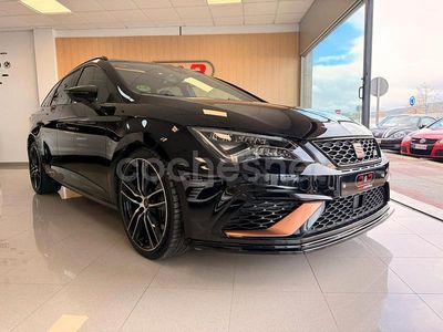 Usado Seat Leon 4Drive 300 CV (220 kW) 2019 Negro Familiar