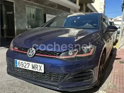 Usado VW Golf VII GTI 245 CV (180 kW) 2019 Azul Berlina