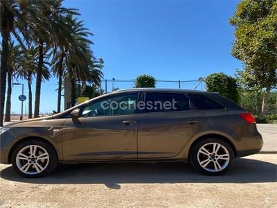 Usado Seat Ibiza ST Style 105 CV (77 kW) 2010 Marrón Familiar