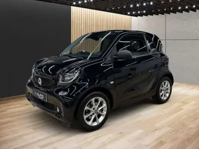 Usado Smart ForTwo Electric Drive 60 kW (82 CV) 2019 Negro Berlina